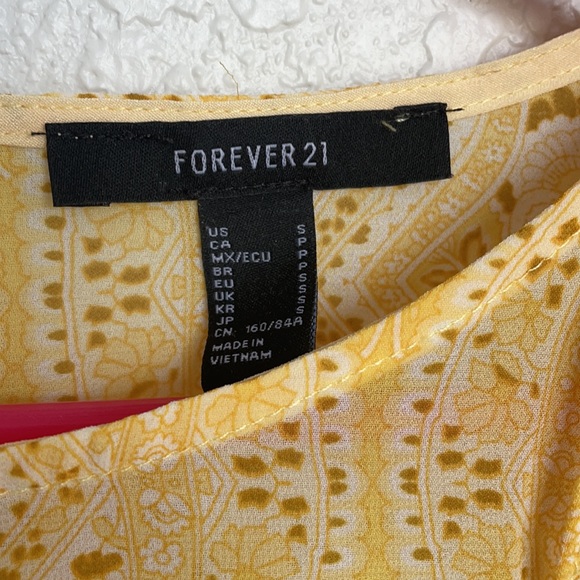 Yellow Dress - Picture 4 of 6